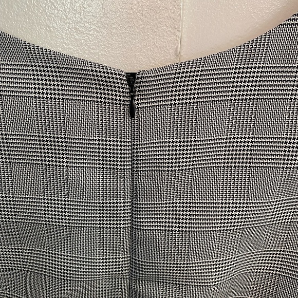 Shelby & Palmer size 12  Elegant Gray Plaid Women's Dress - Picture 6 of 7